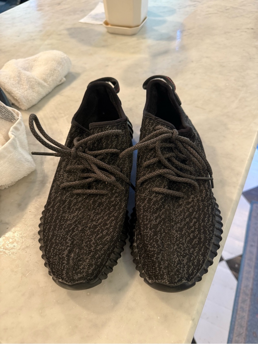 adidas YEEZY boost black